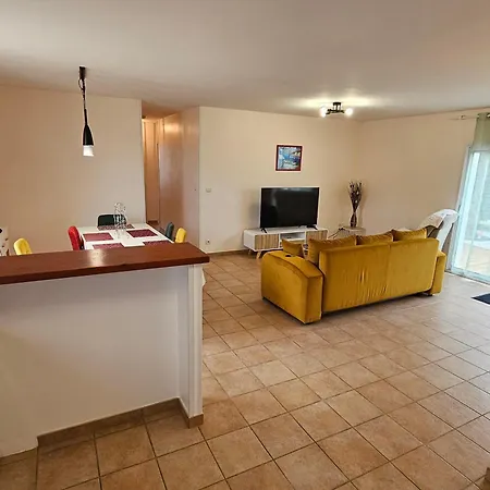 Maison De Plain-pied Jardin Calme - 6 Pers. - Fr-1-71-112 Royan