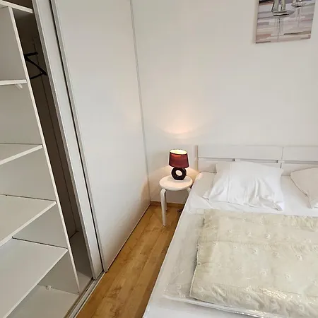 Casa de Férias Maison De Plain-pied Jardin Calme - 6 Pers. - Fr-1-71-112 *