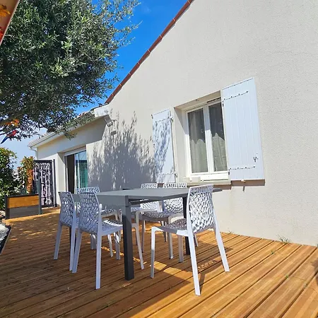 Casa de Férias Maison De Plain-pied Jardin Calme - 6 Pers. - Fr-1-71-112 *